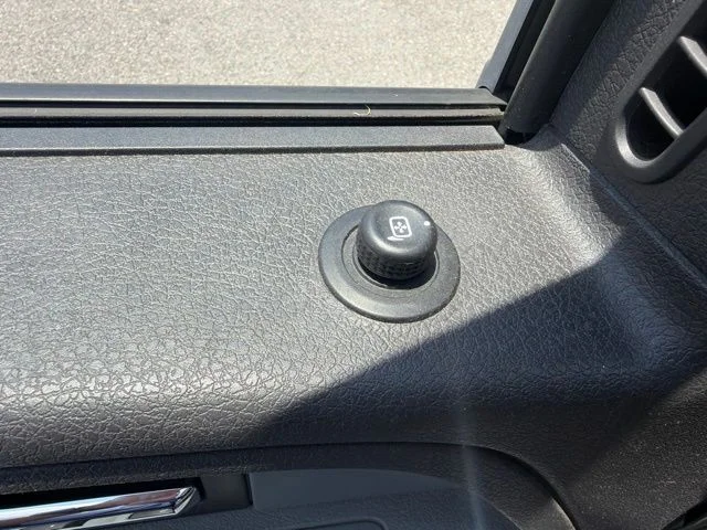 Used 2014 Black Ford XLT image 14
