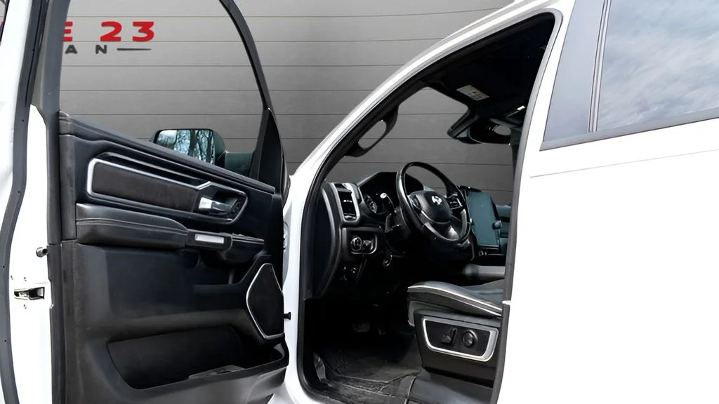Used 2023 White Ram Laramie image 14