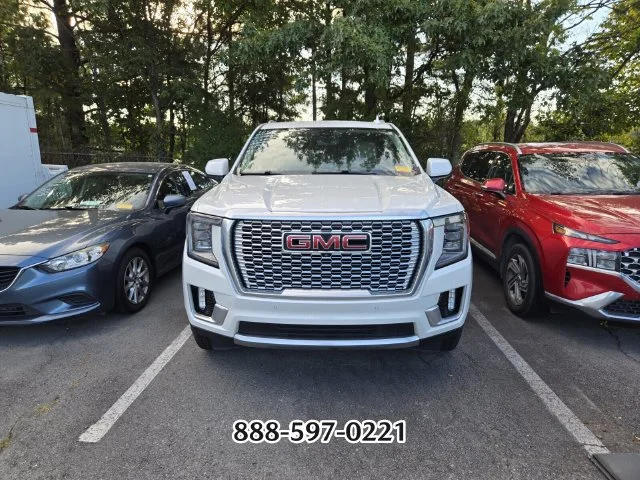 Used 2021 White GMC Denali image 8