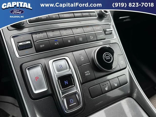 Used 2023 White Hyundai SEL image 29