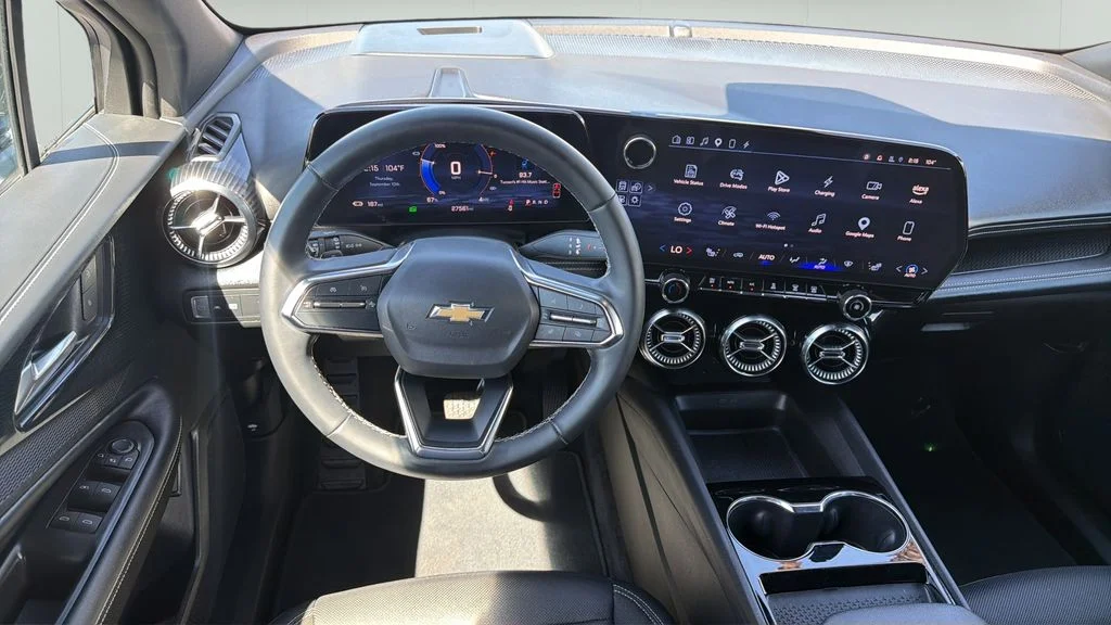 Used 2024 Gray Chevrolet LT image 19