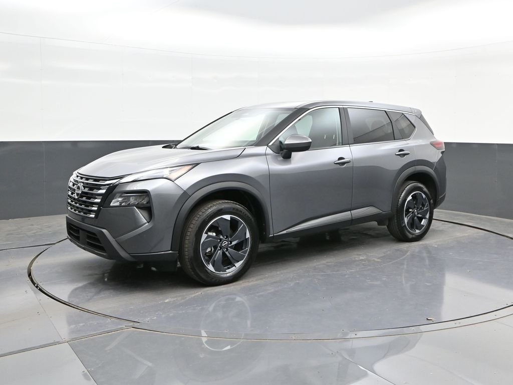 Used 2025 Gray Nissan SV image 1