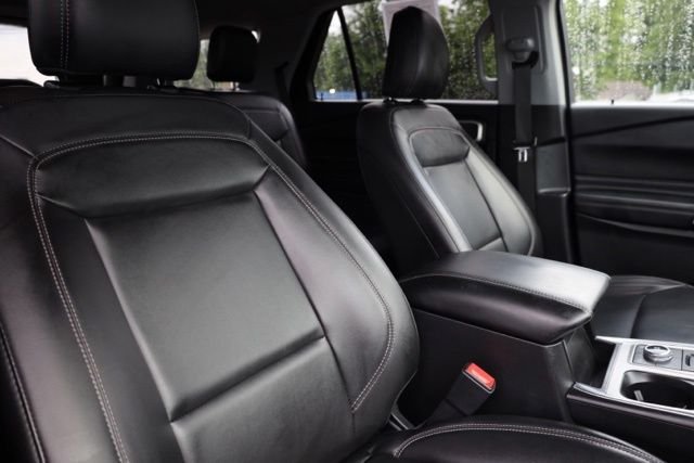 Used 2022 Gray Ford XLT image 41