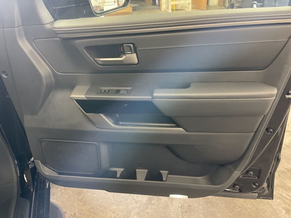 2026 Toyota Tundra Limited - Photo 34