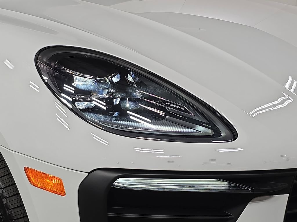 New 2026 White Porsche  image 12