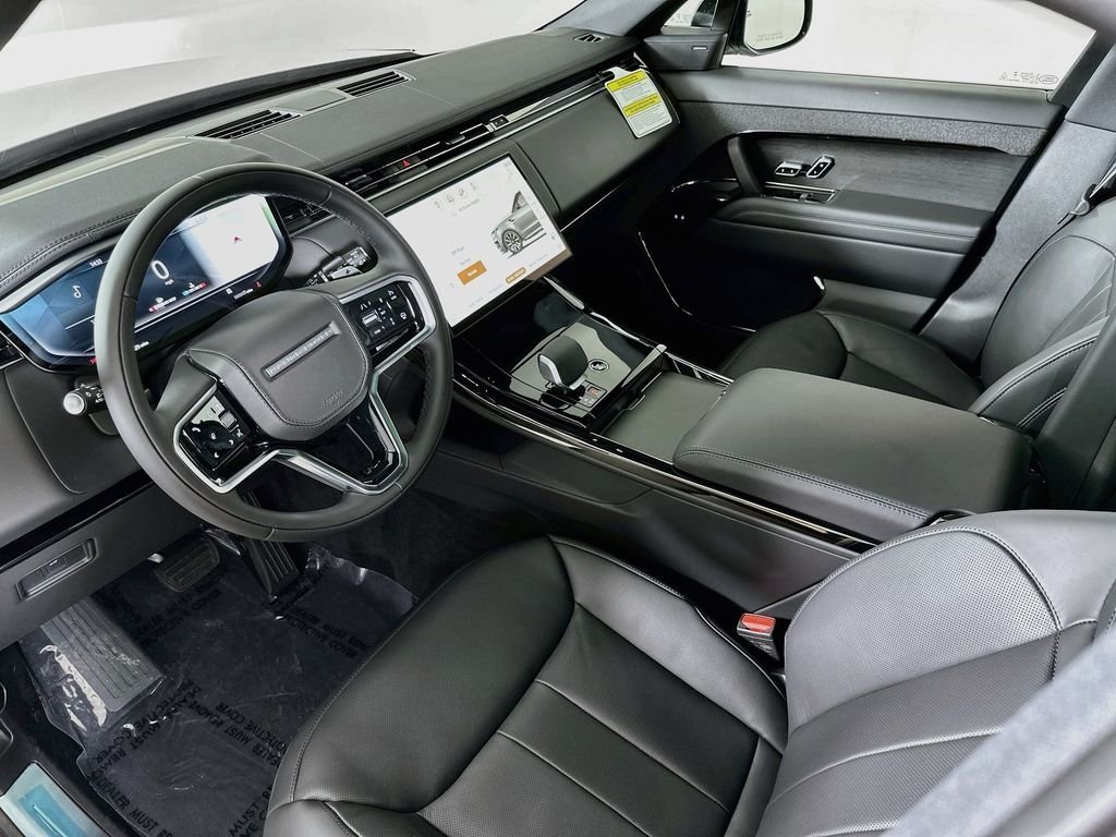 New 2026 Borasco Grey LAND ROVER SE image 10