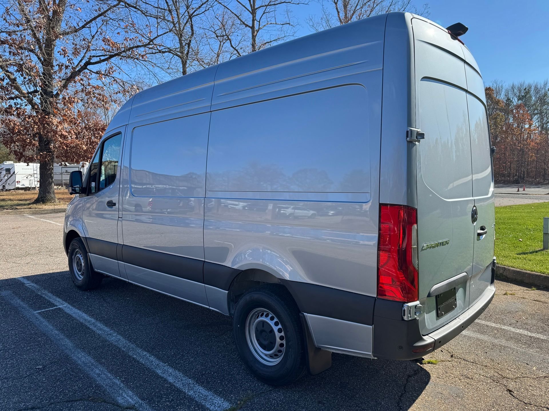 New 2026 High-tech silver metallic Mercedes-Benz Cargo 144 WB image 23
