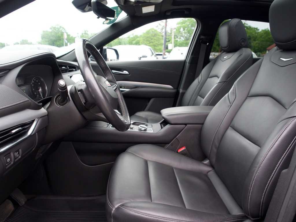 2023 Cadillac XT4 Premium Luxury - Photo 16