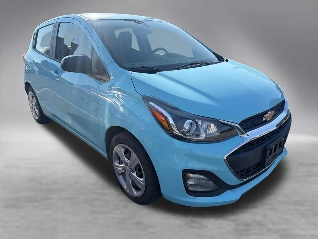 Used 2021 Metallic paint.) Chevrolet LS image 3