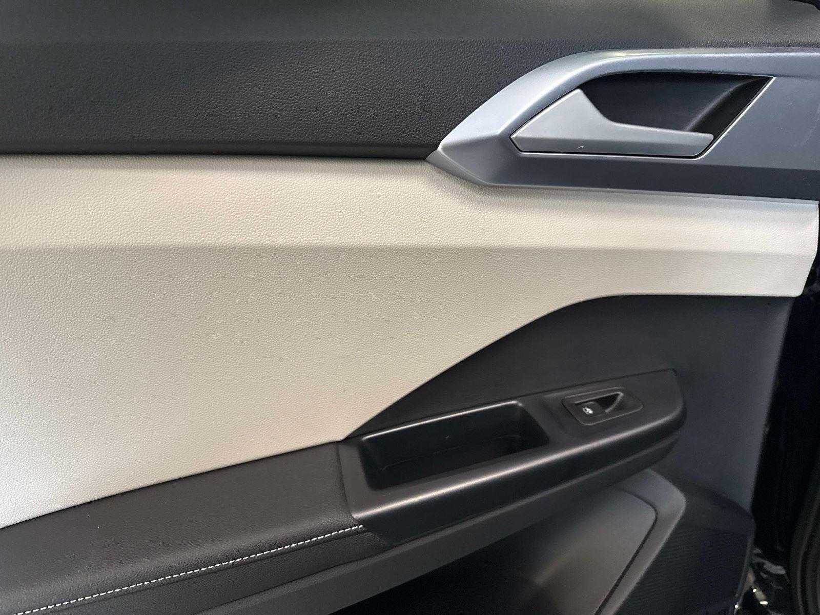 2026 Volkswagen Taos SE - Photo 13