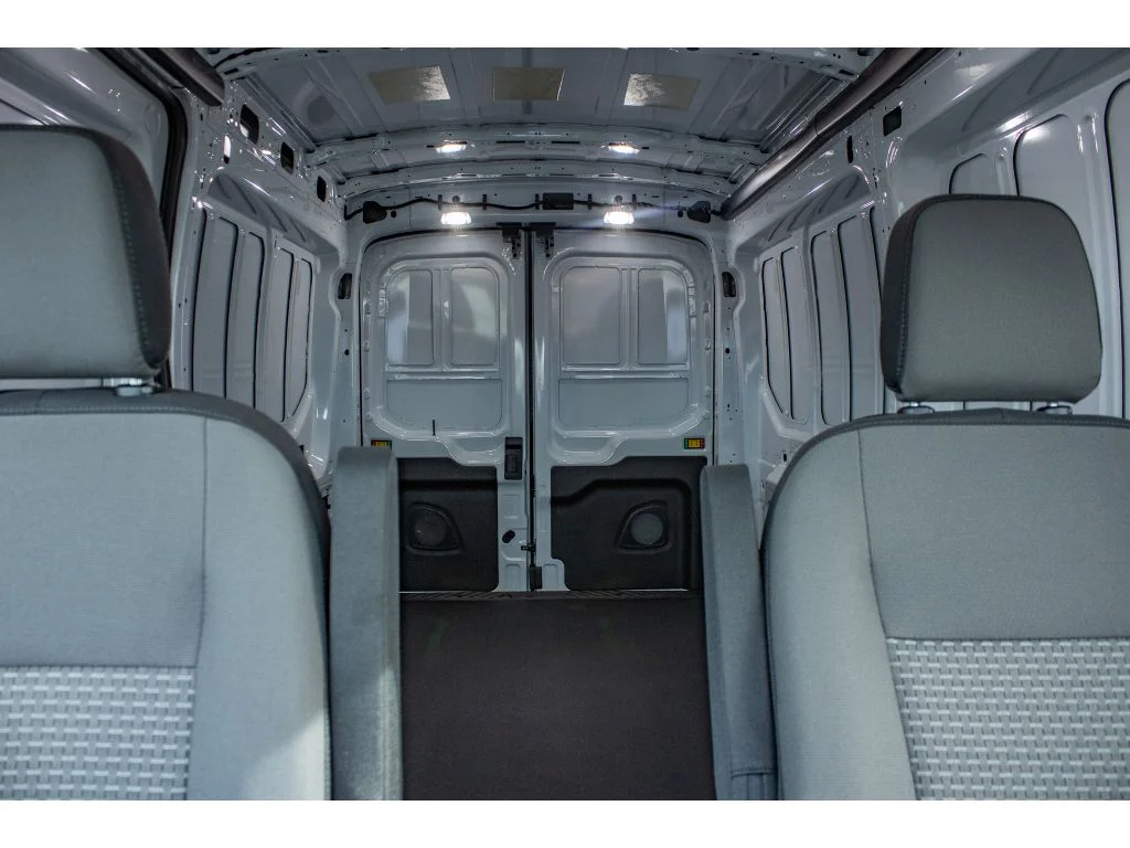 New 2026 OXFORD WHITE Ford Base image 37