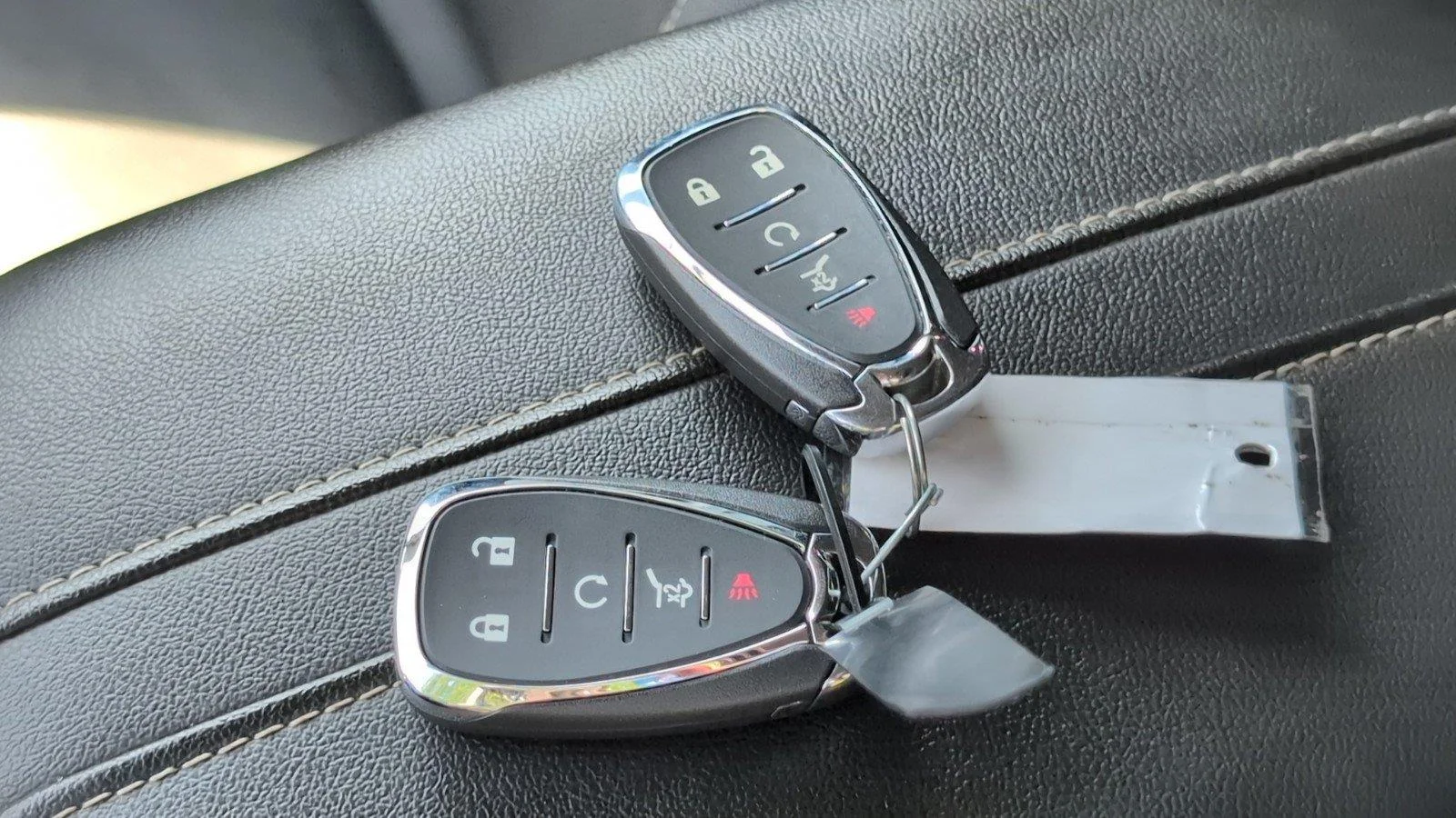 Used 2023 BLACK Chevrolet LT image 16