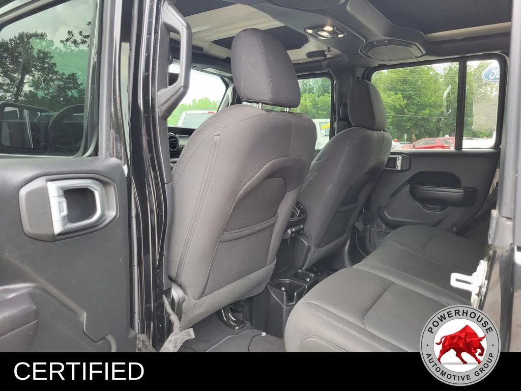 Used 2020 Black Jeep Unlimited Sport Altitude image 14