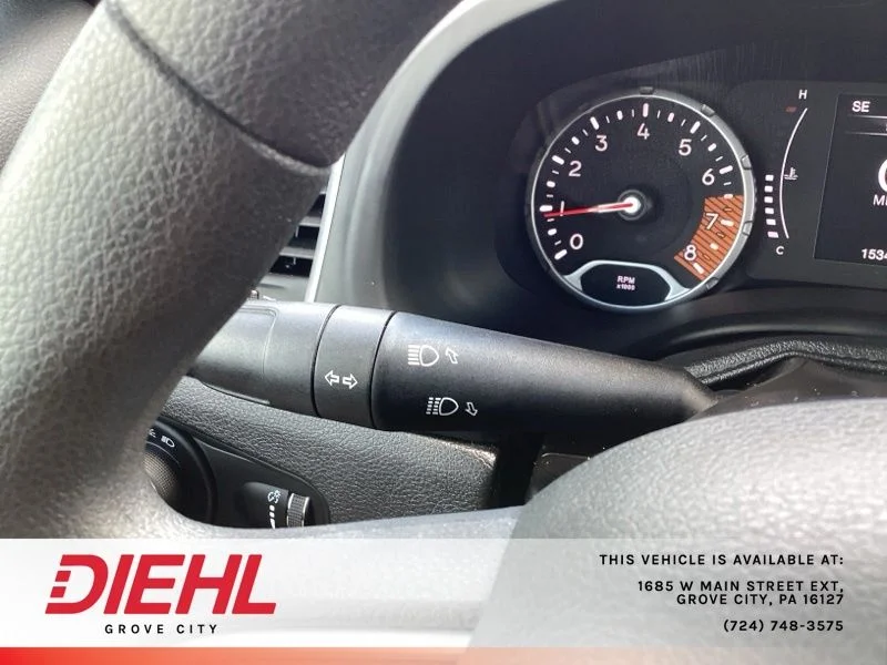 Used 2020 Teal Jeep Sport image 33