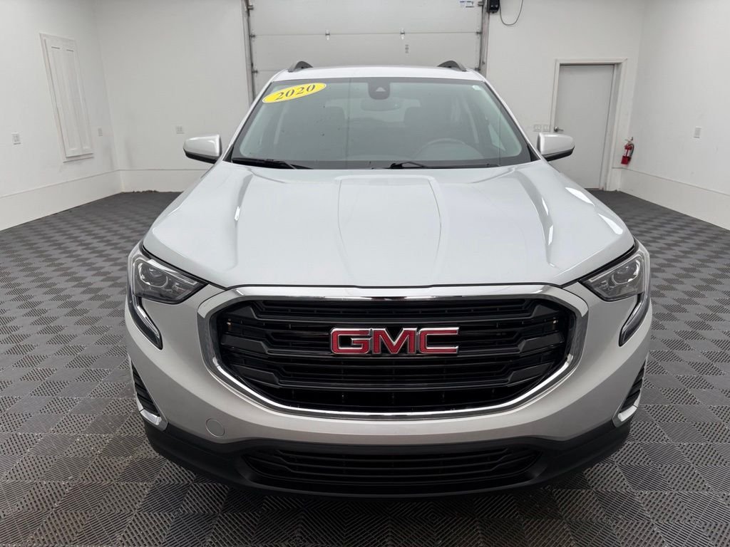Used 2020 Silver GMC SLE image 14