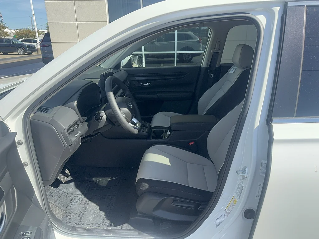 2027 Honda CR-V LX, photo 10 of 12