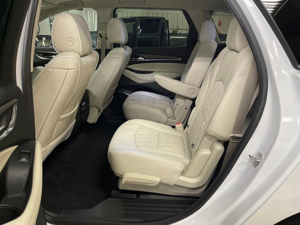 Used 2024 White Frost Tricoat Buick Avenir image 21