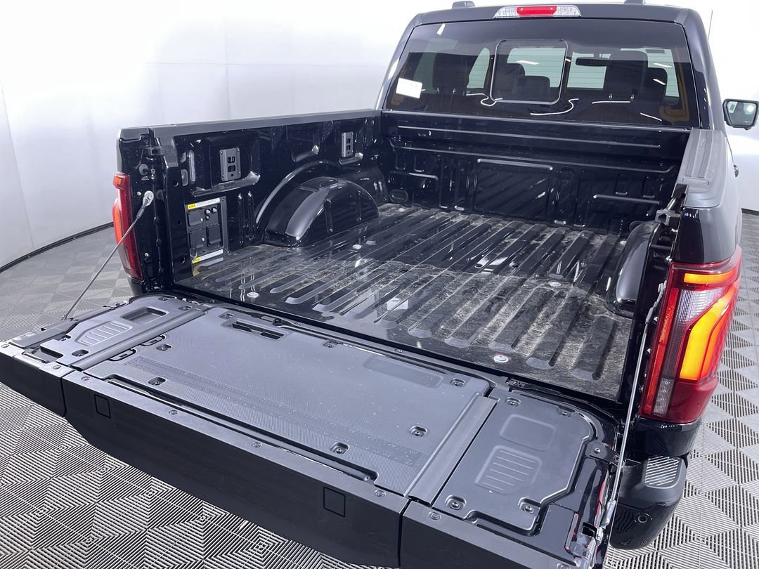 2025 Ford F-150 Lariat - Photo 26