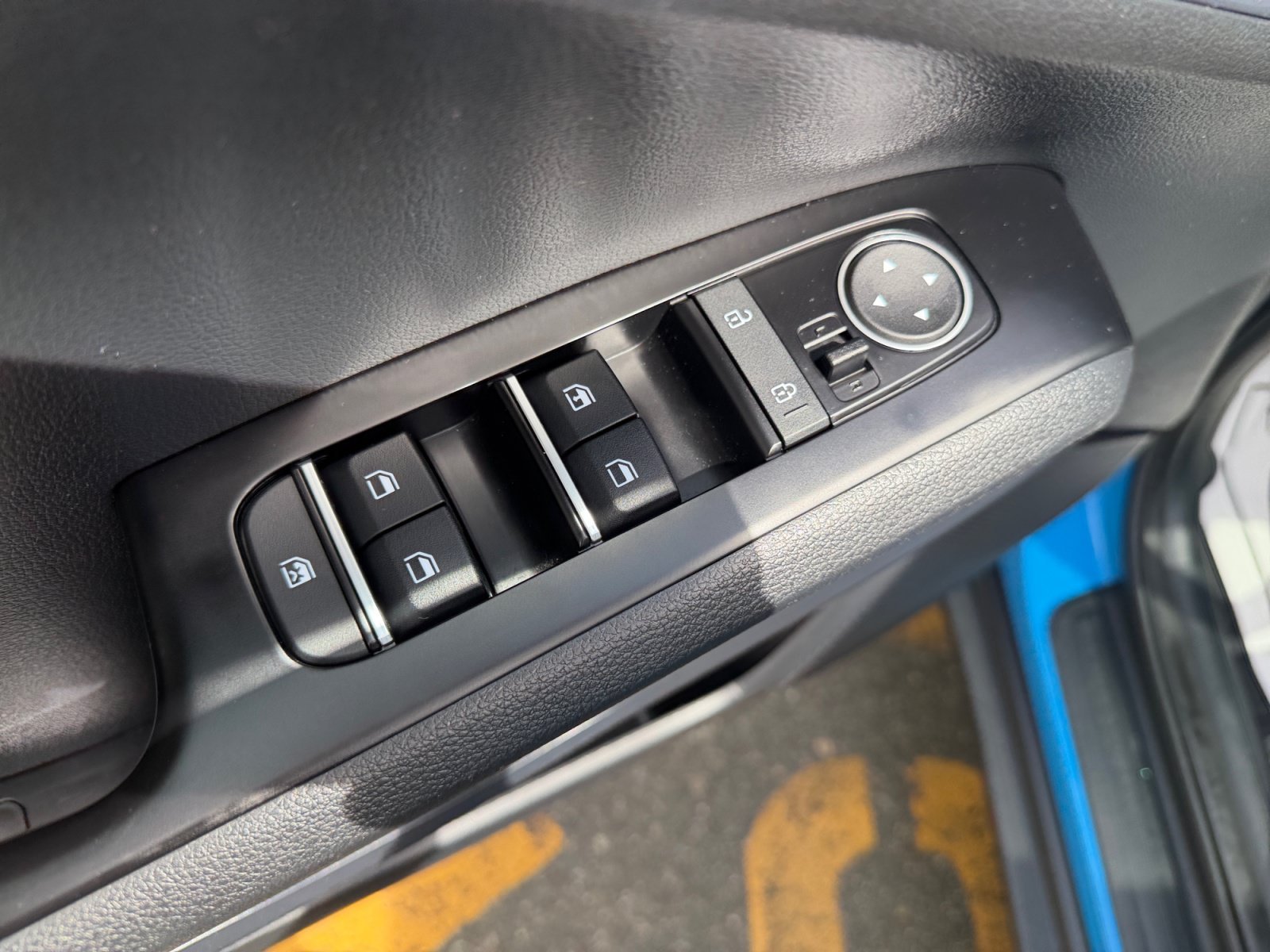 Used 2023 Surf Blue Kia EX image 30