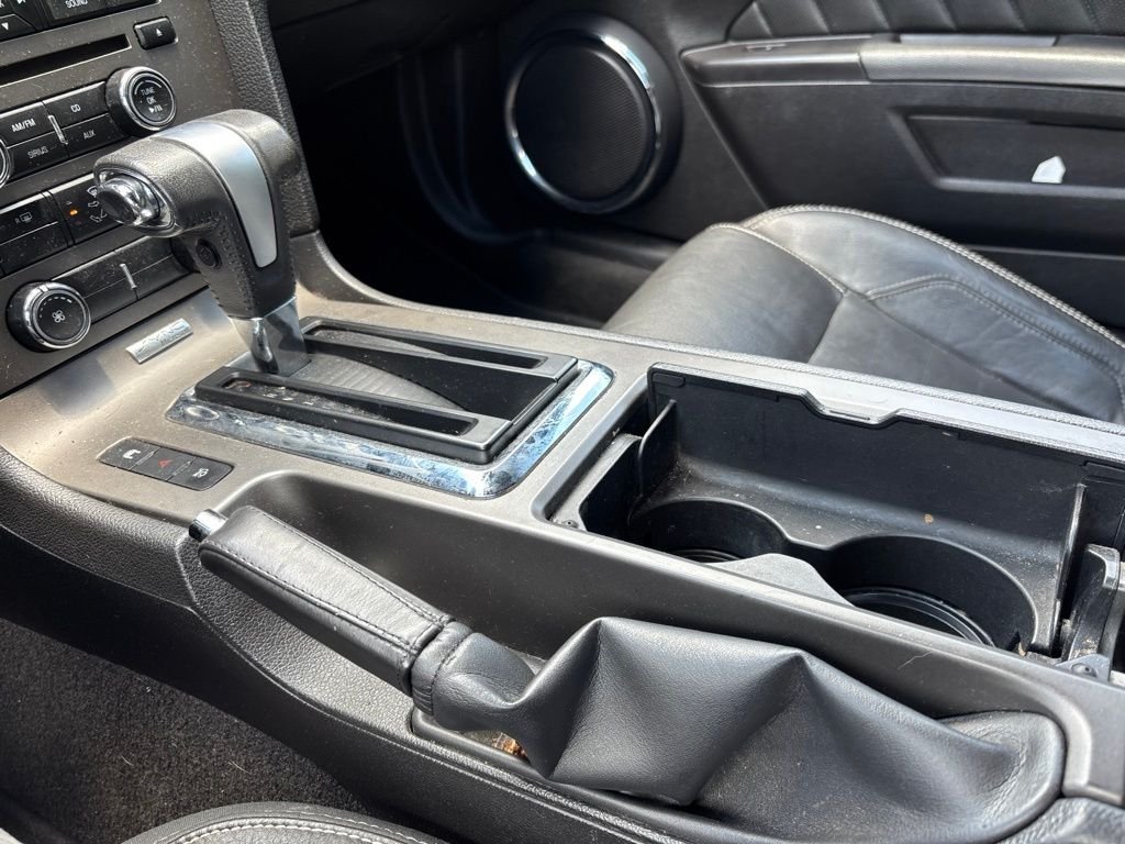 Used 2011 Blue Ford V6 Premium image 12