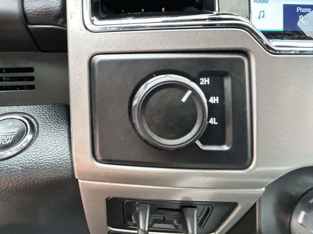 Used 2022 Red Ford Lariat image 28