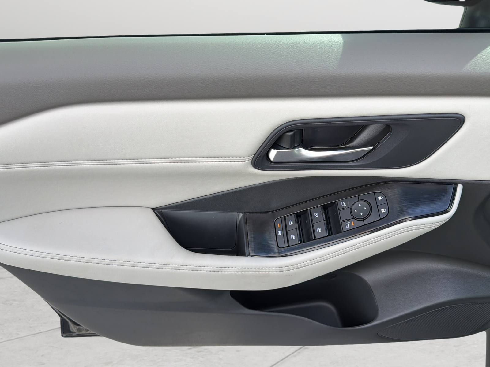 New 2026 Black Nissan Dark Armor image 29