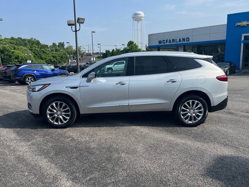 2021 Buick Enclave Premium photo 2
