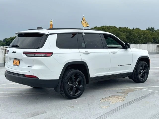 Certified Used 2025 White Jeep Limited image 8