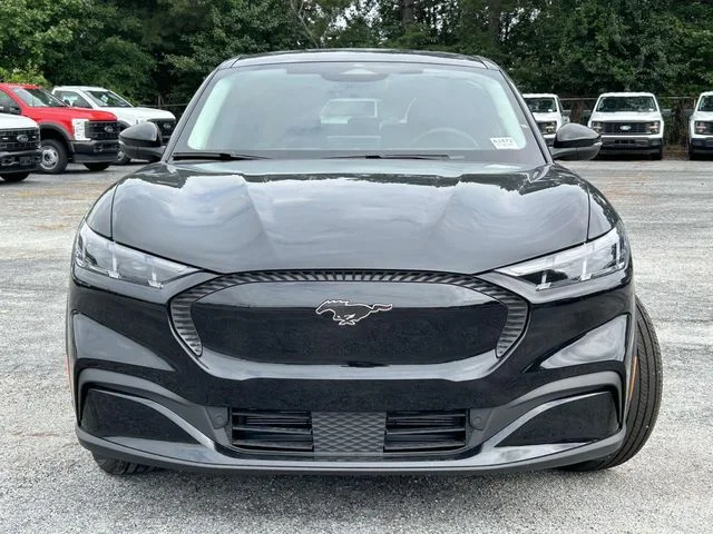 New 2026 Black Ford Select image 6