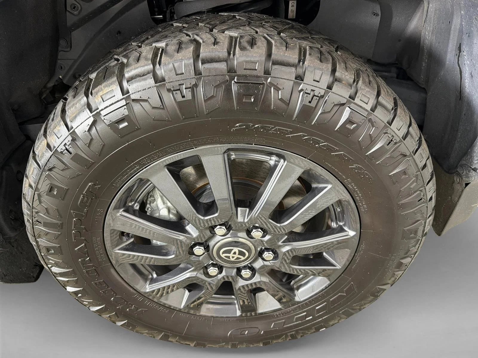 Used 2025 White Toyota 1958 image 12