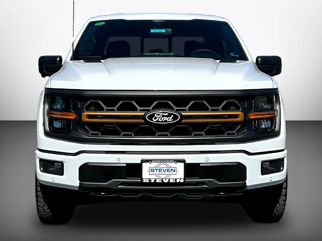 New 2026 Oxford White Ford Tremor® image 15