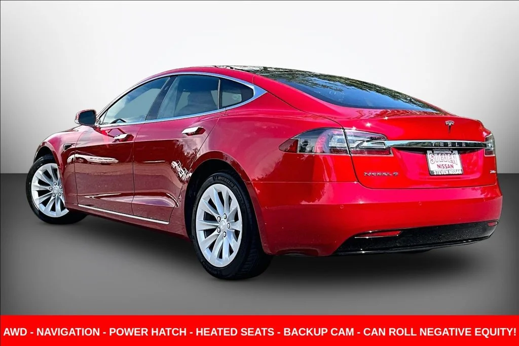 Used 2018 Red Tesla 100D image 4
