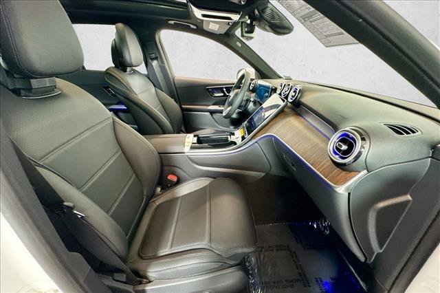 New 2026 Polar White Mercedes-Benz GLC 300 image 56