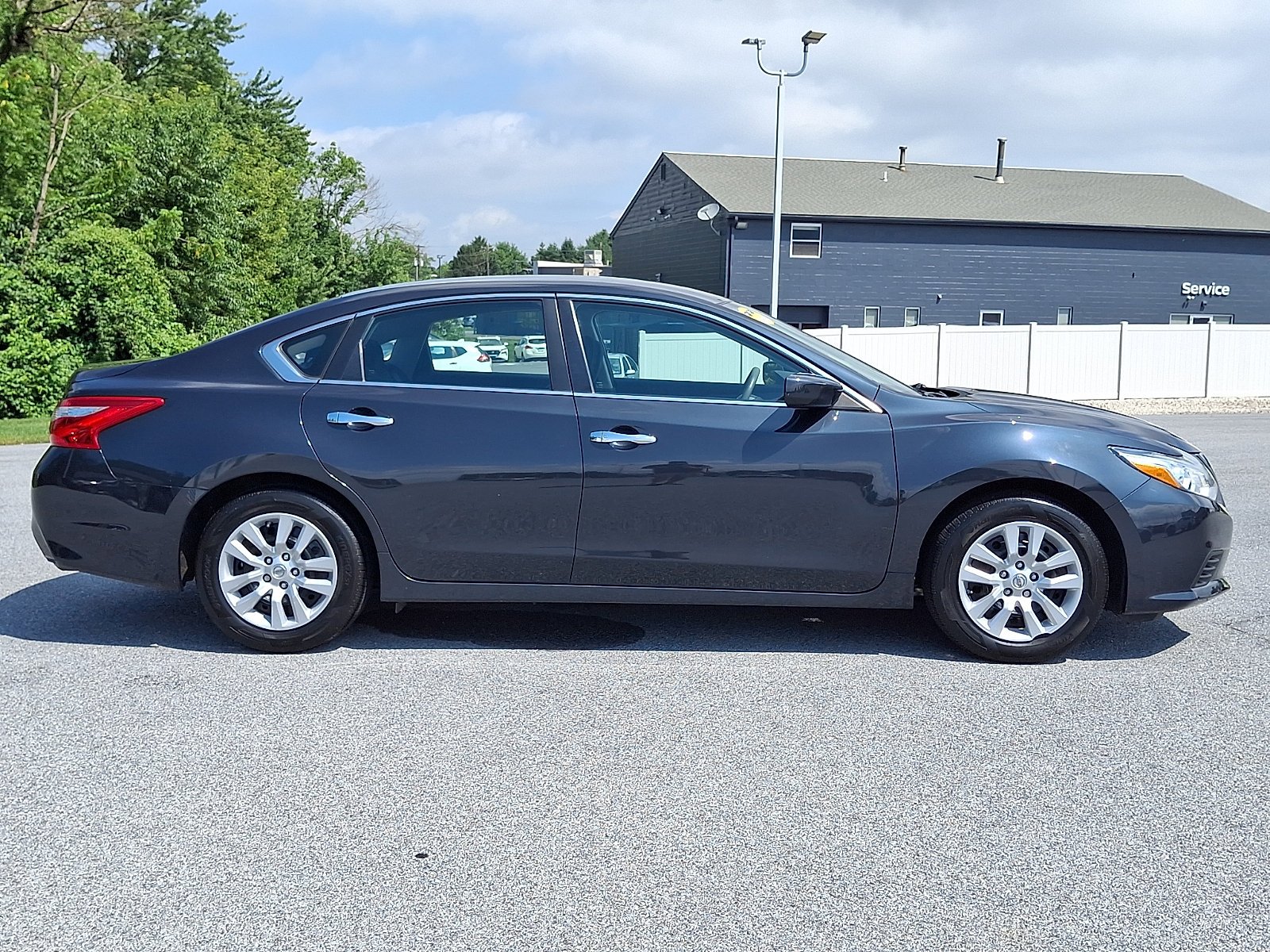 Used 2017 Storm Blue Nissan 2.5 S image 8