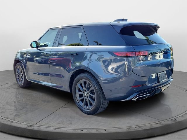 Used 2024 Blue Land Rover Dynamic SE image 4