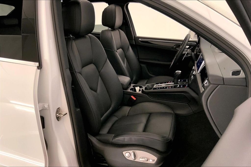 Used 2025 White Porsche S image 6