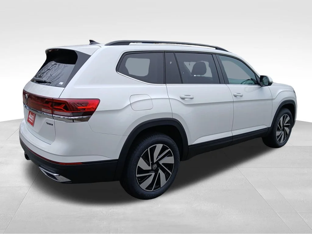 New 2026 White Volkswagen SE w/Technology image 5