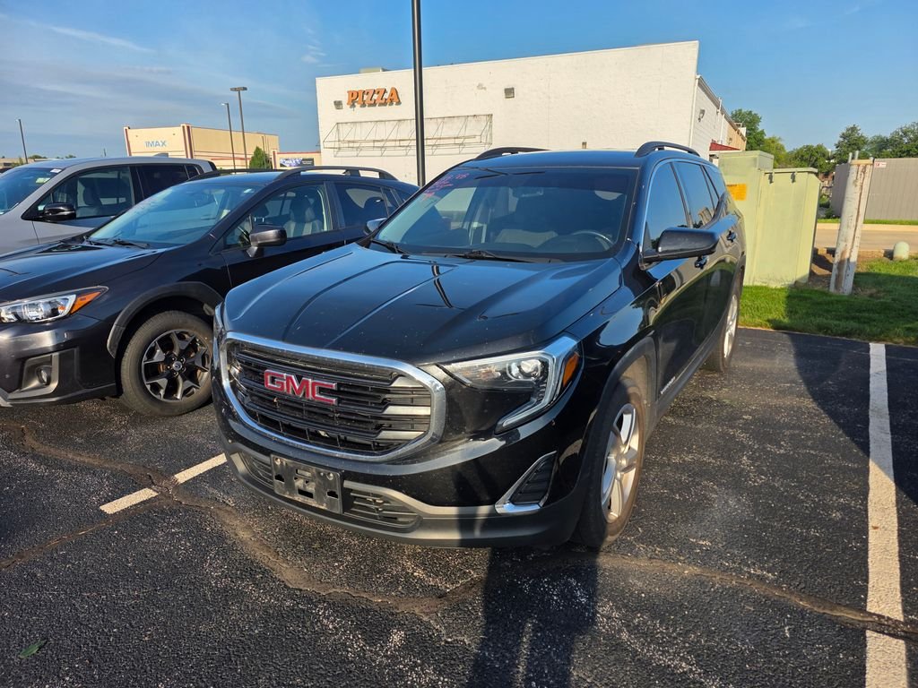 Used 2018 Ebony Twilight Metallic GMC SLE image 2