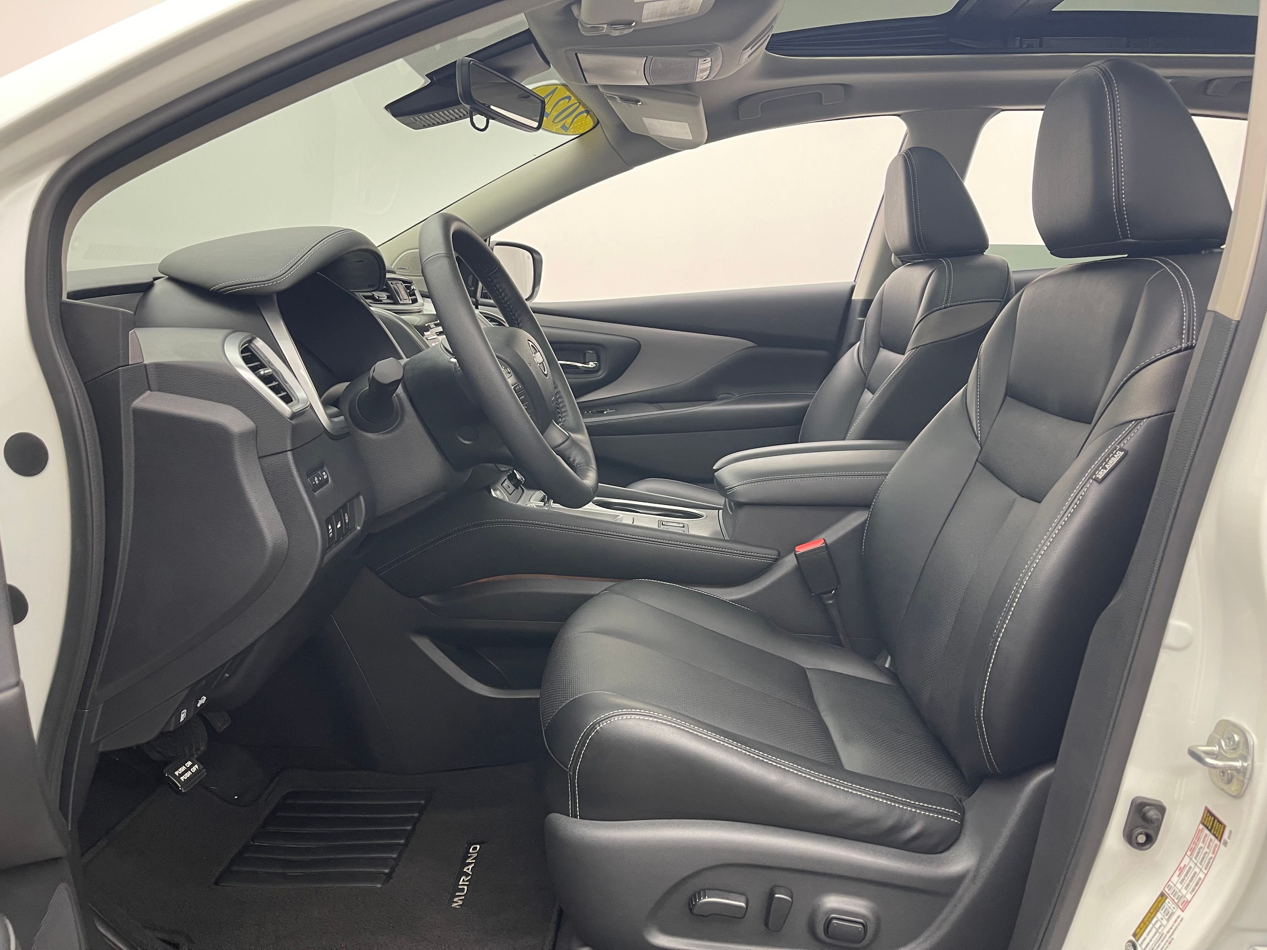 Used 2024 Pearl White Tricoat Nissan SL image 19
