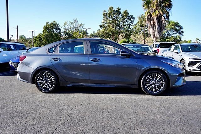 Used 2024 Gray Kia GT-Line image 6