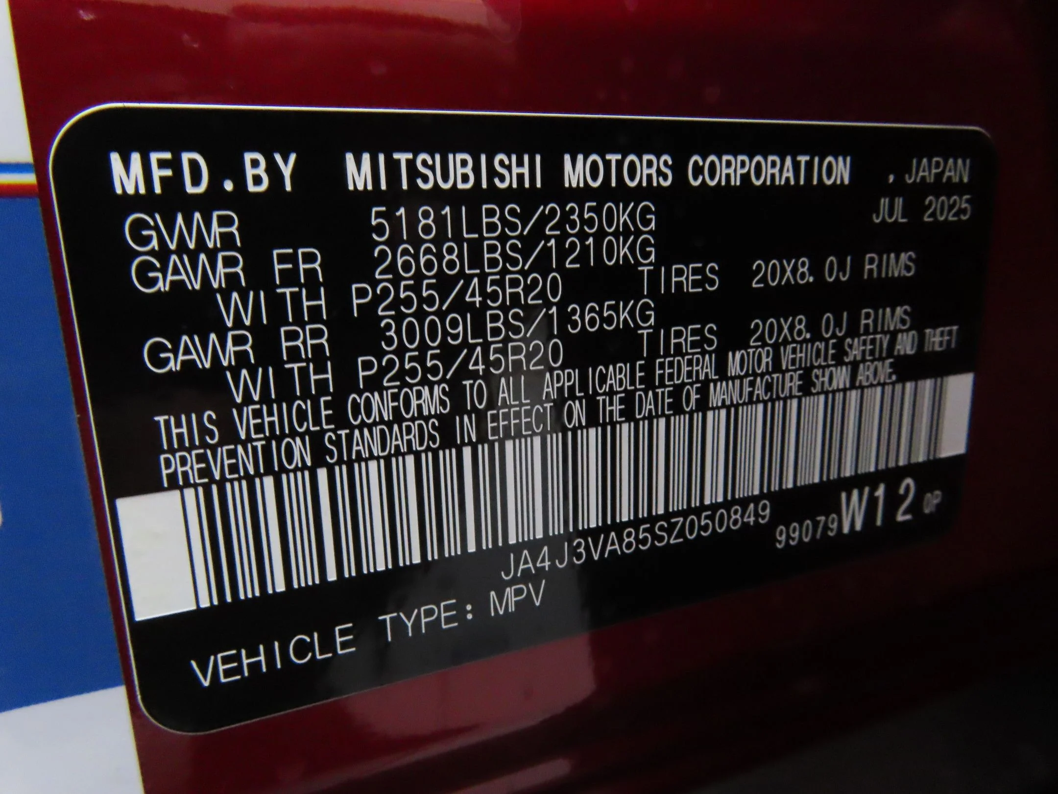Used 2025 Red Mitsubishi SE image 29
