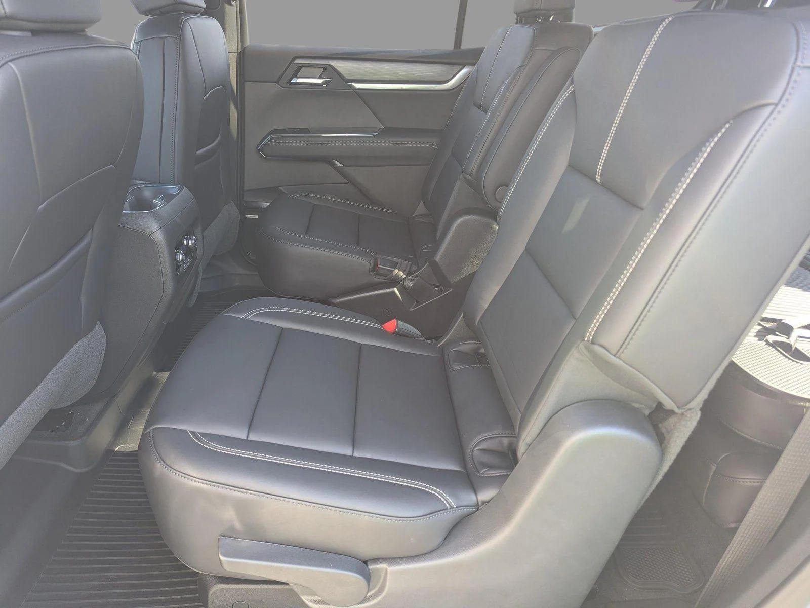 New 2026 Summit White GMC Elevation image 12