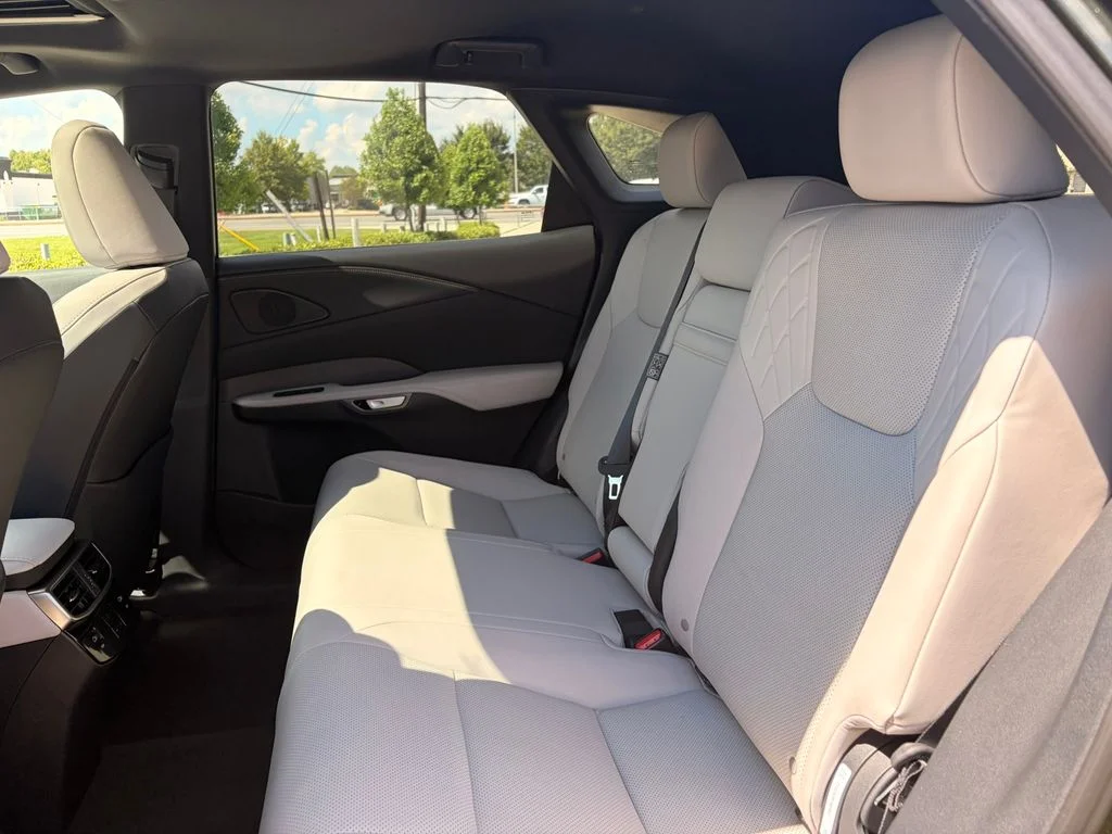 Used 2024 Green Lexus 350 Premium image 15