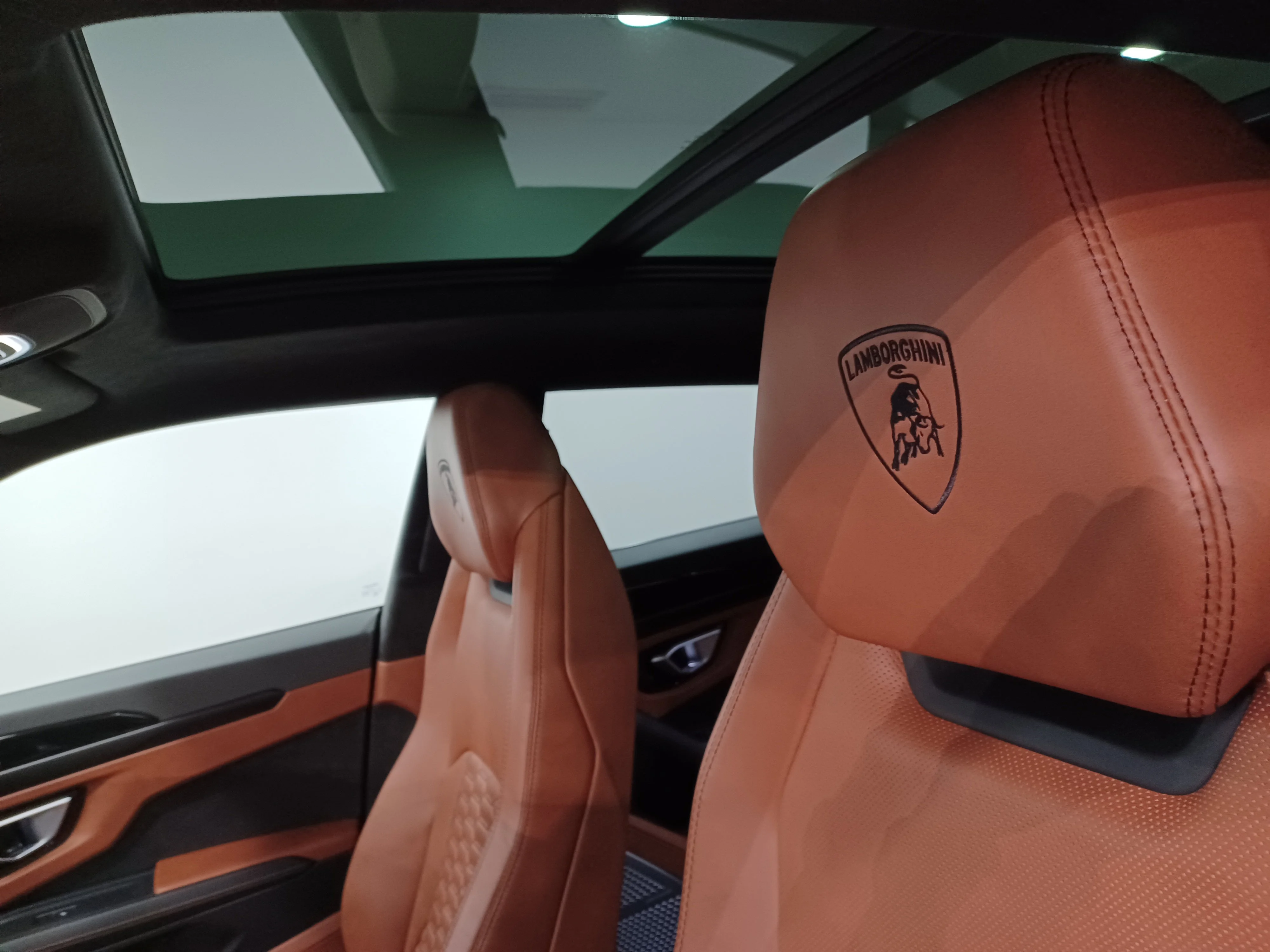 Used 2022 Grigio Telesto Lamborghini *NO LUX TAX!!! | Grigio Telesto | Marrone Eklipsis | Nav | Heads Up Display | Pano Roof image 12