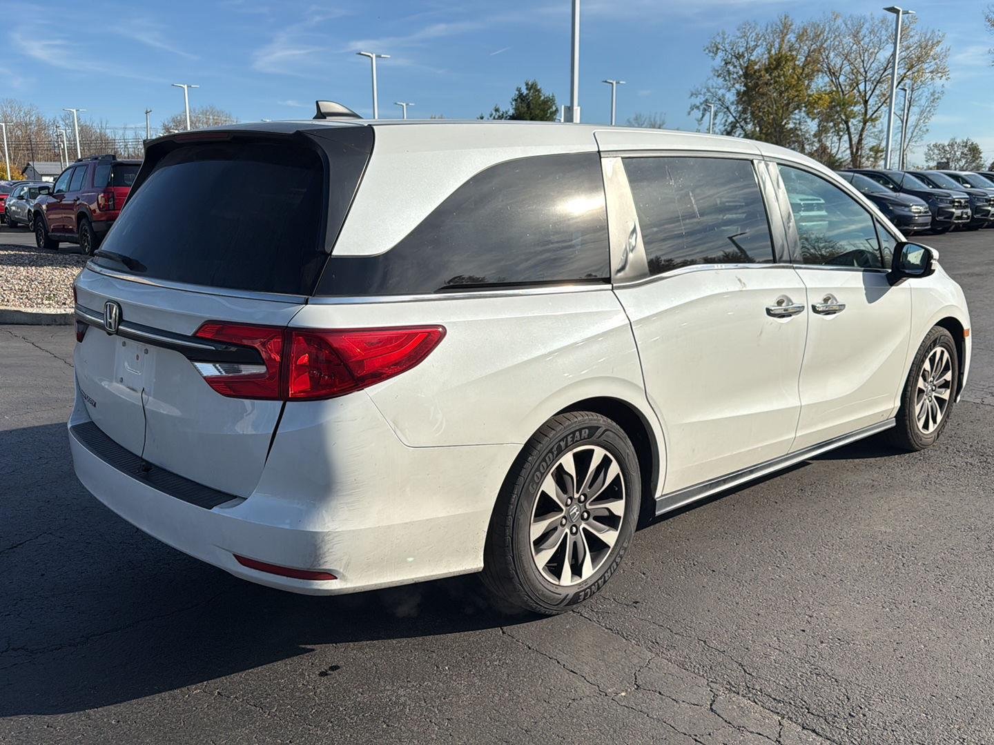 Used 2021 Platinum White Pearl Honda EX-L image 6