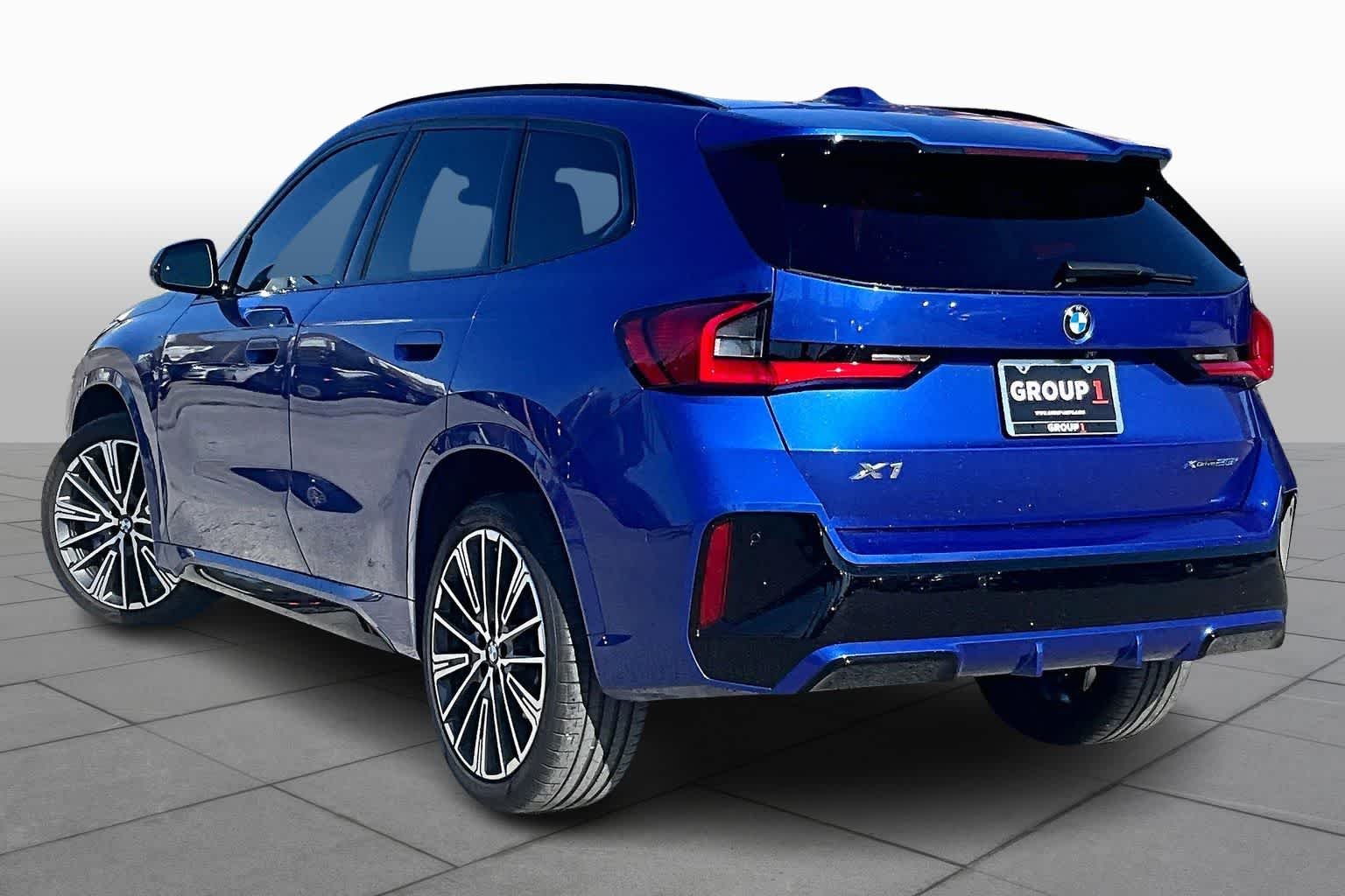 New 2025 Portimao Blue Metallic BMW xDrive28i image 9