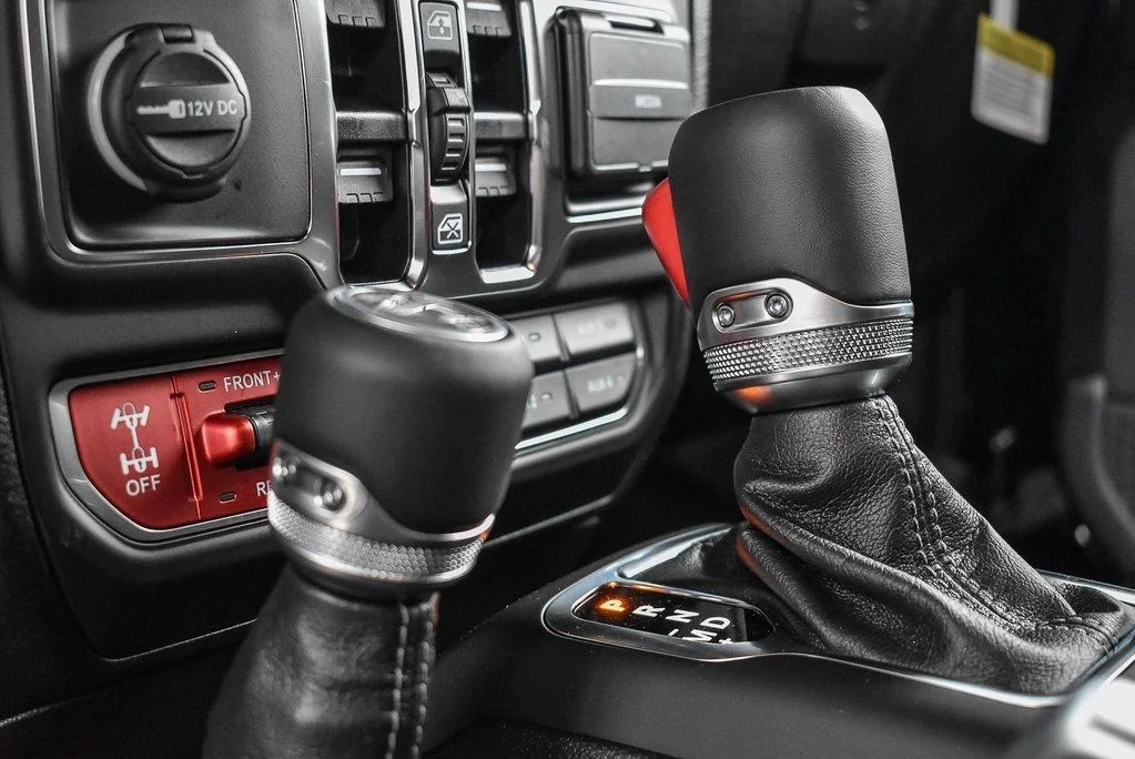 2025 Jeep Wrangler 4-Door Rubicon 392 Final Edition - Photo 21