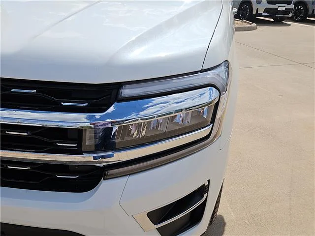 Used 2024 White Ford Limited 4x4 image 7