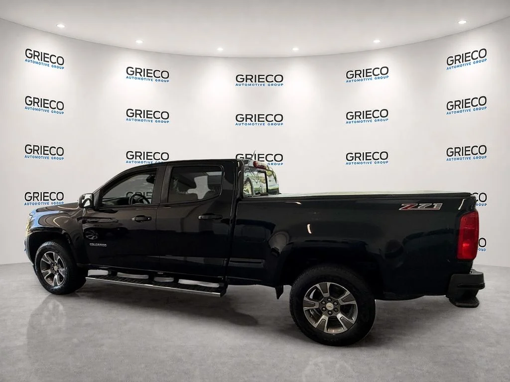 Used 2018 Black Chevrolet Z71 image 5