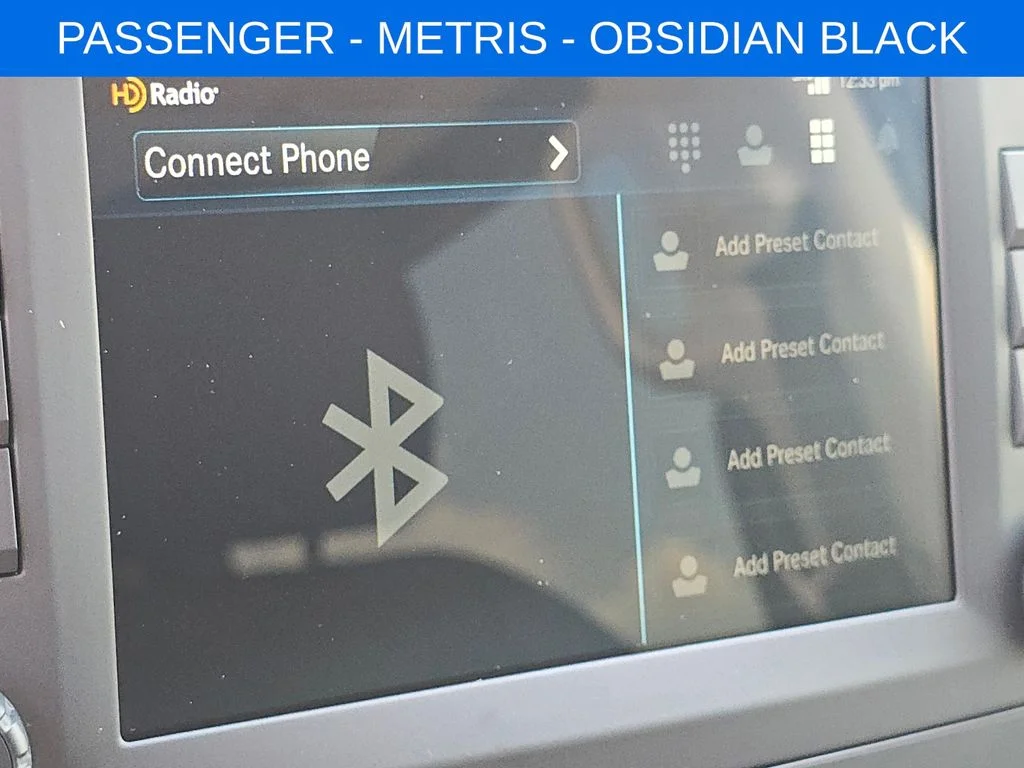 Used 2023  Mercedes-Benz Passenger image 4
